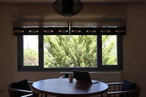 Grand Bleu Apartments & Villas