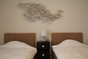 Grand Bleu Apartments & Villas