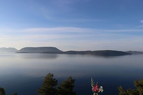 Grand Bleu Apartments & Villas