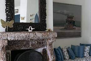 Grand Bleu Apartments & Villas