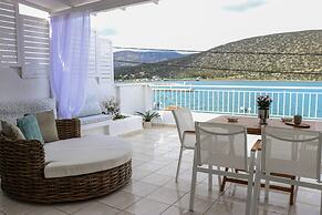 Grand Bleu Apartments & Villas