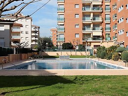 Suitur beach apartment with pool