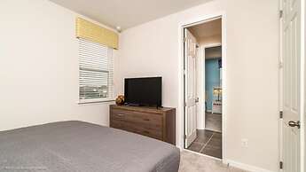 Villa Close to Disney, Orlando Villa 2615