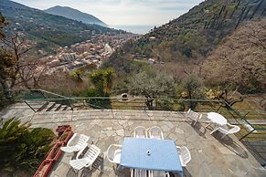 Villa With Pool in Recco Cinque Terr