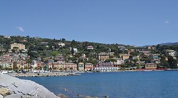 Villa With Pool in Recco Cinque Terr