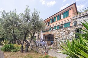 Villa With Pool in Recco Cinque Terr