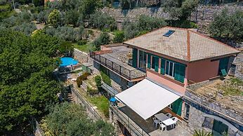 Villa With Pool in Recco Cinque Terr