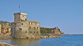 Villa With Pool in Recco Cinque Terr