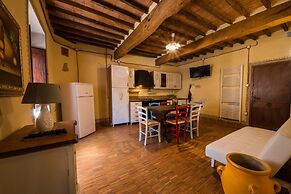 Fortress Apartment 46 People