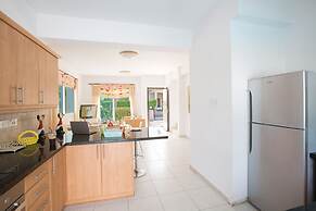 Cyprus Villa Near the Beach, Paralimni Villa 1308
