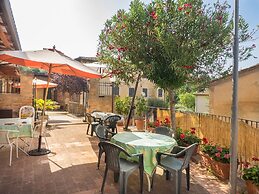 Elegant Panoramic Apartment