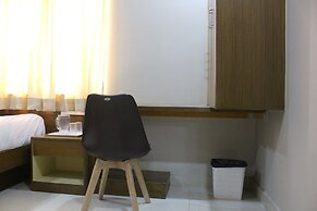 Olivia Inn And Suites