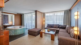 Hunguest Hotel Sun Resort