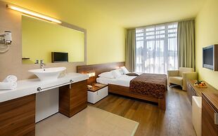 Hunguest Hotel Sun Resort