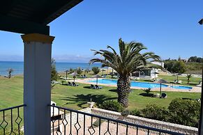 S&C Kosmos Beach Resort