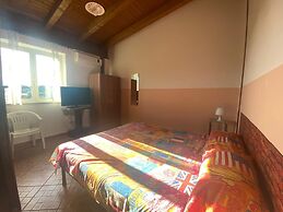 Room-michelangelo House, Bilo