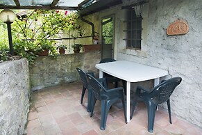 Apartment le Scalette a Relaxing Oasis Near Florence