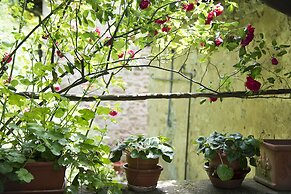 Apartment le Scalette a Relaxing Oasis Near Florence