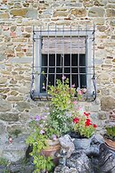 Apartment the Fireplace a Relax Oasis Near Florence