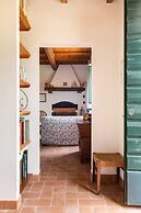 Apartment the Fireplace a Relax Oasis Near Florence