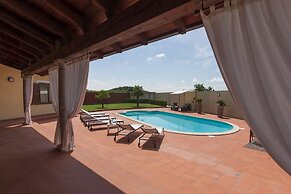 Villa Cometa - Living Fashion