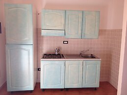 Modern 1 bed Apartment Sleep 3 sea View Only 700mt From sea