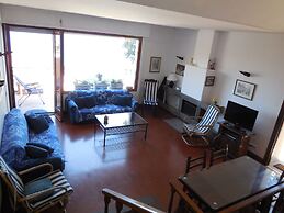 Holiday House for 9 Persons