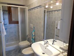 Holiday House for 9 Persons