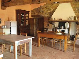 la Casa - Agriturismo With Pool Between Siena and Grosseto