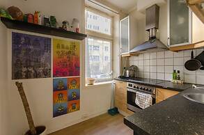 StayPlus Comfy 1BR Apt - Hip Area