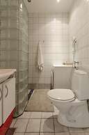 StayPlus Comfy 1BR Apt - Hip Area