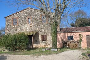 Silence and Relaxation for Families and Couples in the Countryside of
