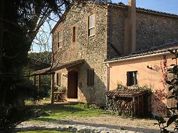 Silence and Relaxation for Families and Couples in the Countryside of