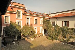 Loft Studio 15 Minutes From Milan Center