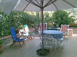 Villa Denise 100 Meters From the sea