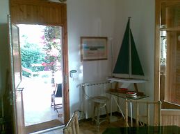 Villa Denise 100 Meters From the sea