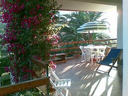 Villa Denise 100 Meters From the sea