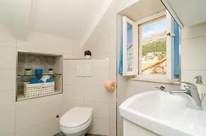 Holiday Home Tezoro Royal