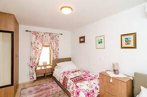 Holiday Home Tezoro Royal