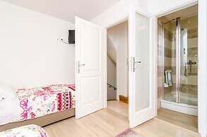 Holiday Home Tezoro Royal