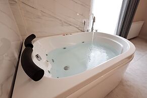 Livia Luxury Apart Hotel