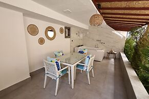 Livia Luxury Apart Hotel