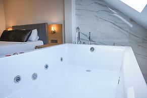 Livia Luxury Apart Hotel