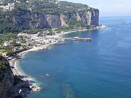 Siriana Open Space Penthouse