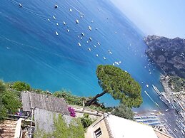 Siriana Open Space Penthouse