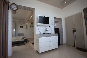 Siriana Open Space Penthouse