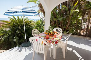 Two Room Apartment Near the Beach 1