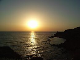 Two Room Apartment Near the Beach 1