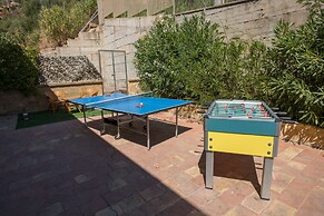 Holiday Home for 5 People, 200 Meters From the sea and Free Wi-fi