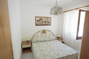 Two Room Apartment Near the Beach 2